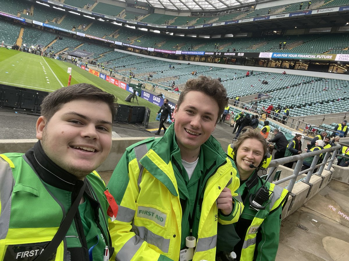 bhampshire39's tweet image. Today I have traveled toon to Twickenham for the Big Game 15 

#BigGame15 #SJA #AskMeHow #StJohnAmbulance