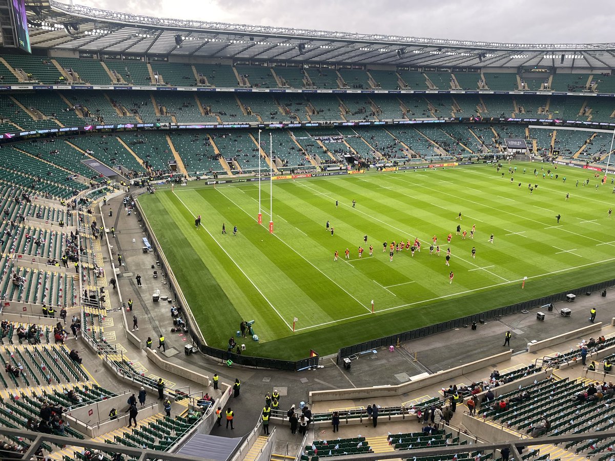 bhampshire39's tweet image. Today I have traveled toon to Twickenham for the Big Game 15 

#BigGame15 #SJA #AskMeHow #StJohnAmbulance