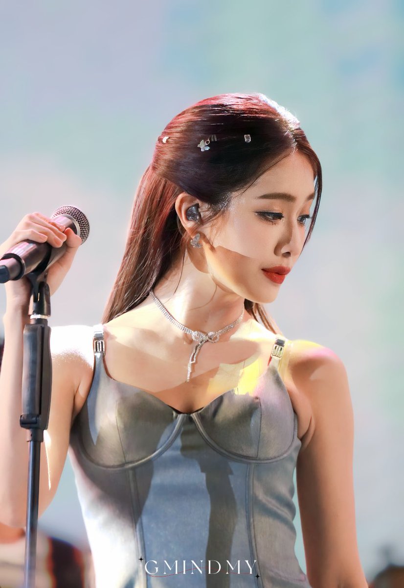 เธอสวยแบบมีอยู่จริงอ่า ส๊วย!!  #futureparkandzpellx4eve #Mind4EVE