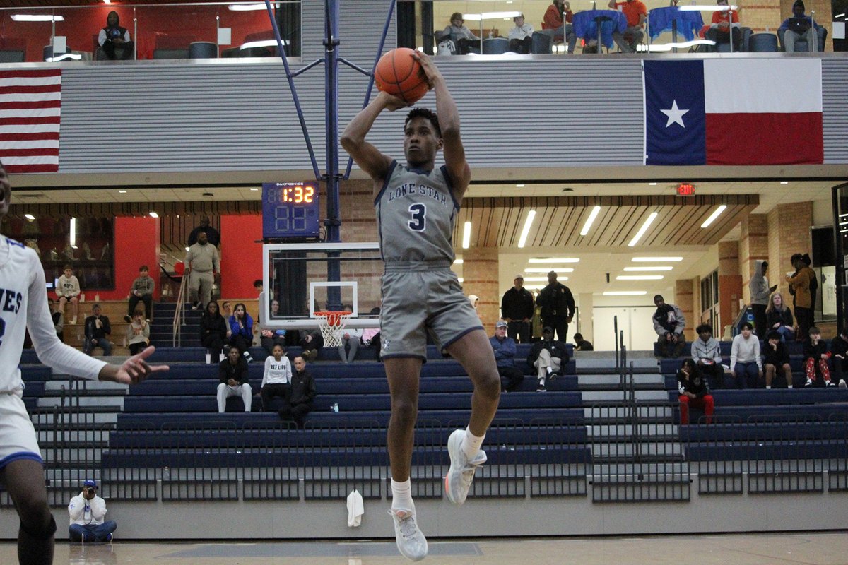 STORY: In a meeting of top 10-ranked 6A teams, Beaumont United's ultra-hot 3-point shooting denied a 4th-quarter rally by @AllenEagleBball, while @LSHS_BBall and @Celina_Hoops won their respective brackets at the @AllenHolidayInv. starlocalmedia.com/allenamerican/…