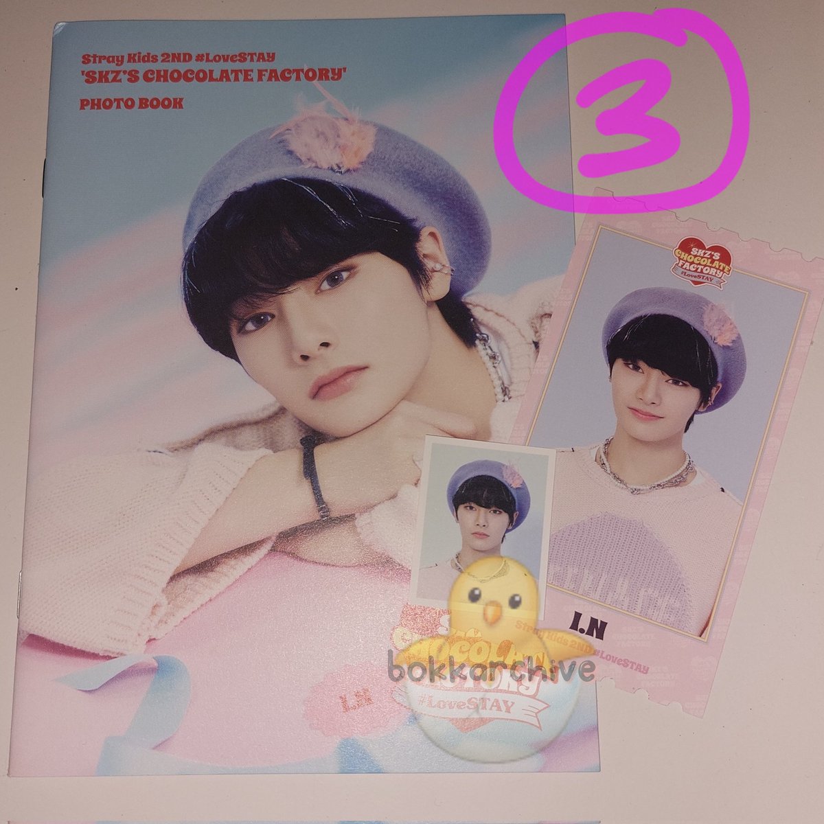 bokkarchive's tweet photo. 🐣🎉 GIVEAWAY 🎉🐣

Menutup 2023 membuka 2024 aku mau GA bbrp album dan merch Straykids~
Goodluck 💛
Details on pic 👇🏻 https://t.co/mDYq8bQT8l