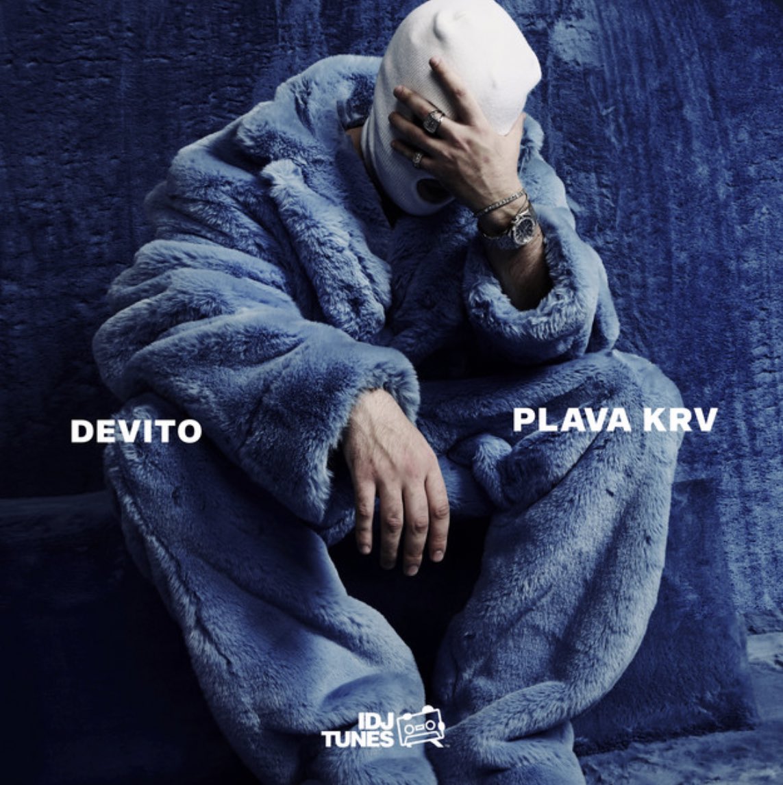 MALE ARTIST OF THE YEAR

Devito