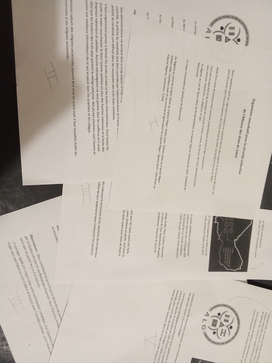 LPeuls's tweet photo. @Taanumleele @NdiHamidou Voilà l'idéologie raciste de l'homme nouveau correspond trop à un document que j'ai reçu hier sur whatsapp, je sais pas si c'est 1 vrai ou 1 faux, mais ceux qui ont écrit ça sont encore plus malade que je pensais, lisez: https://t.co/EFD601Yvrr