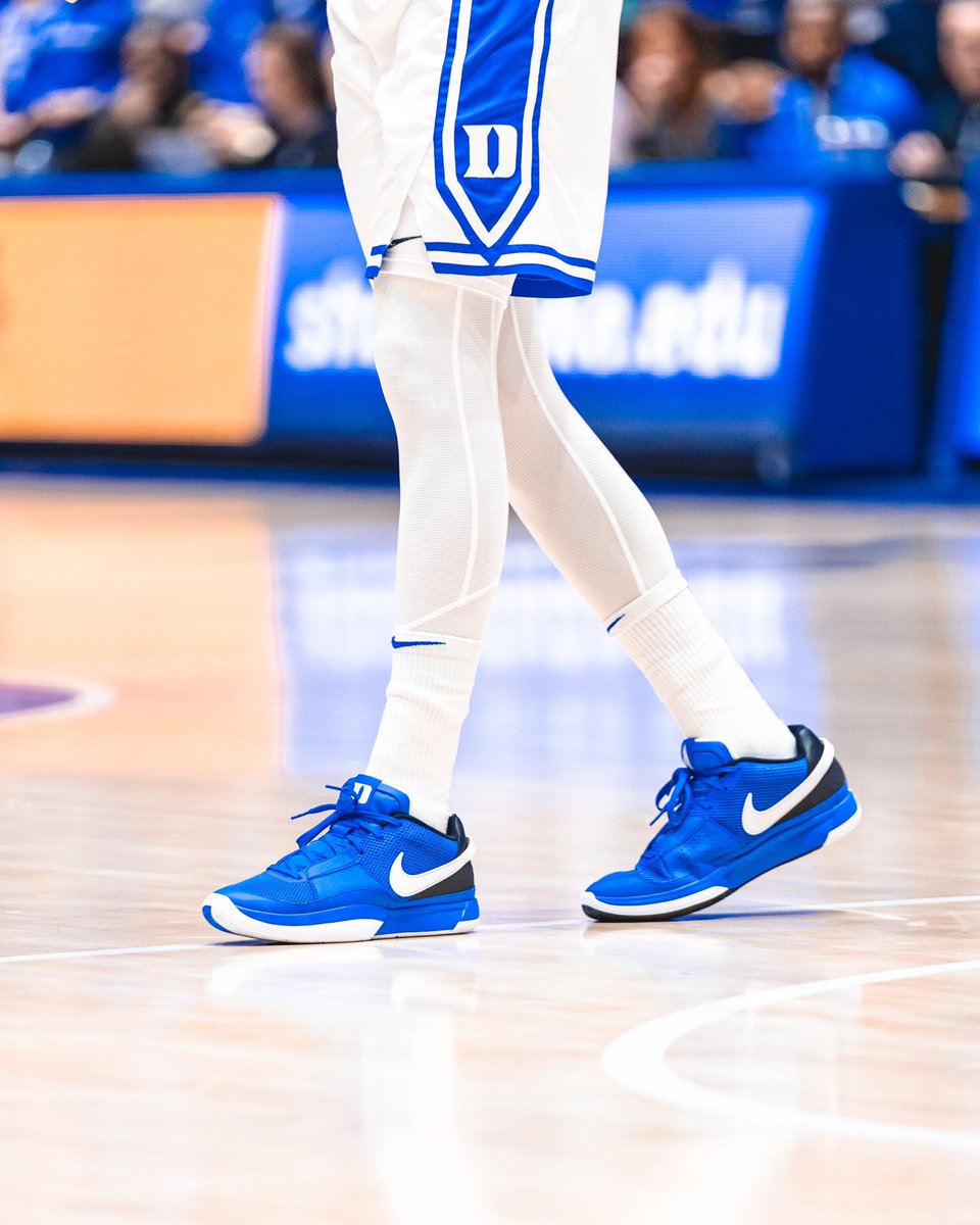 DukeMBB's tweet photo. Rese in the Ja 1 Duke PE’s today #DukeKicks https://t.co/YOz5qWlHzQ