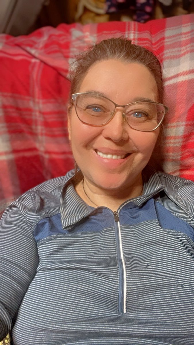 joni_kennedy's tweet photo. Day 30: A Final Selfie for 2023 #afinalselfiefor2023 #selfie #Selfies #dentures #denturegang #denturebabe #denturesmile #denturelife #DecemberPhotoChallenge  #PhotoOfTheDay #photochallenge #decemberchallenge #winter2023 #winter  #december2023 #happylife #fmspad @fatmumslim https://t.co/rgr4WWmOHS