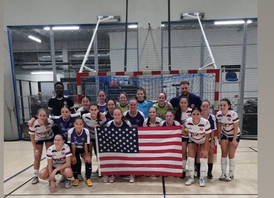 Ally’s 2nd international game against Rennes, France was a challenge, but she performed remarkably in the first half. Despite the opponent's strong team, the USA lost 2-3. In the world of sports, victories and defeats are part of the game. ⚽🇺🇸

#usyouthfutsal
#futsalid
#usyf