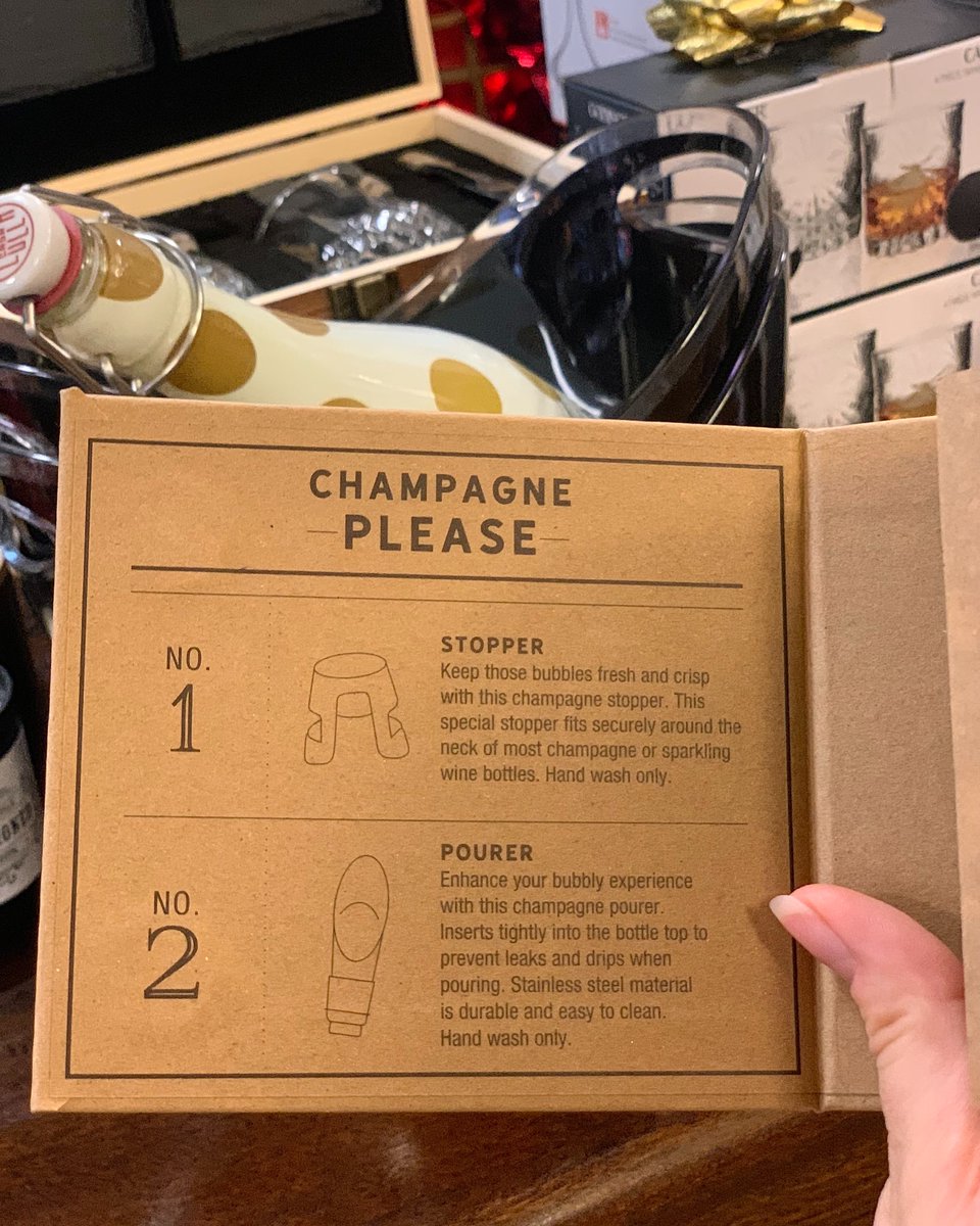 ChicagoBarStore's tweet photo. Champagne is one of the elegant extras in life  🥂 🍾 Are we right? 
This Champagne kit set includes pourer and stopper. Available in store! 

#chicagobarstore #chicagobarshop #cheersto2024 #champagnekit #bartools https://t.co/s6QFWcK97z