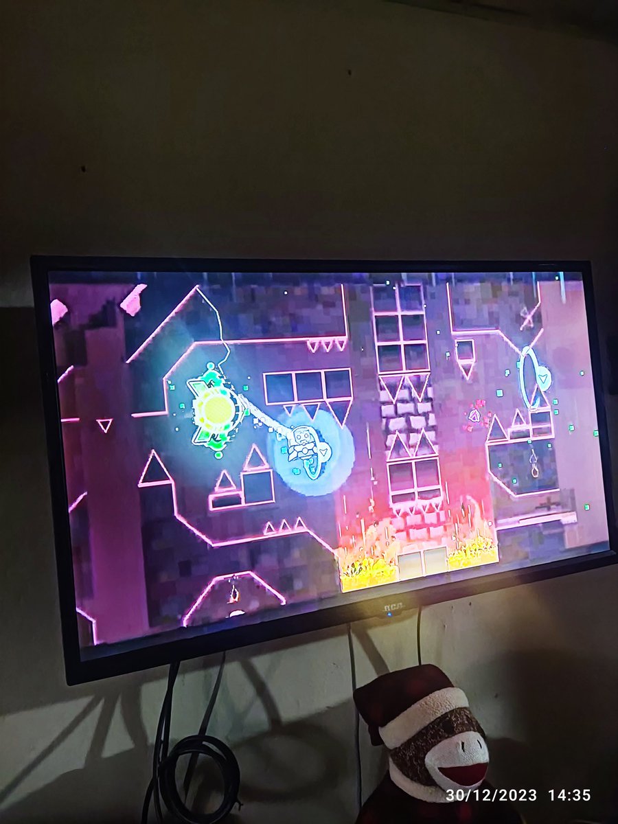 LMXDestruction's tweet image. Toda una experiencia 🔥🔥🔥🔥#TheTrinity #E3GeometryDash2023
@Gxterne