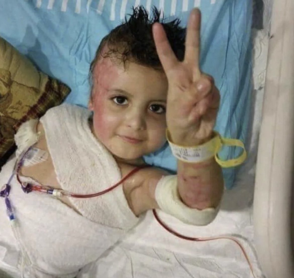 TheSaviour's tweet photo. Their spirit is UNBREAKABLE! 💪🇵🇸 https://t.co/oVU1JWolbv