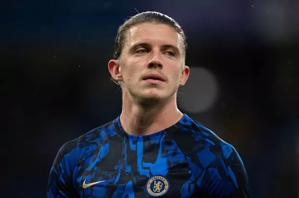 🚨| There are NO talks currently taking place between Chelsea and Tottenham regarding a deal for Conor Gallagher, despite reports elsewhere saying that negotiations were taking place. 

<a href="/standardsport/">Standard Sport</a>