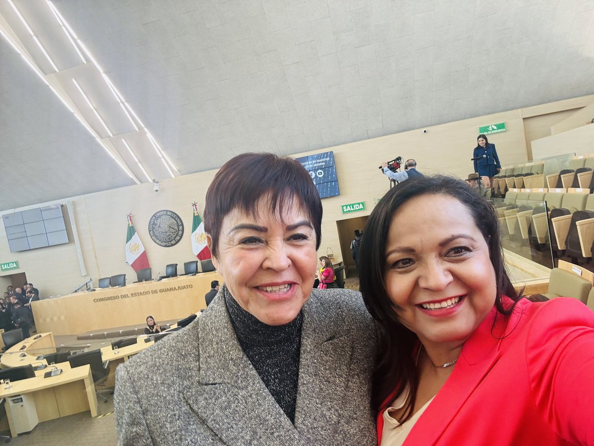 IMEFGto's tweet photo. @guanajuato tierra de oportunidades #200años, nuestra presidenta @IselaRamirezRev presente @IMEFOficial @aldo_marquez @Pilarortega @diegosinhue https://t.co/wthQTQyizw