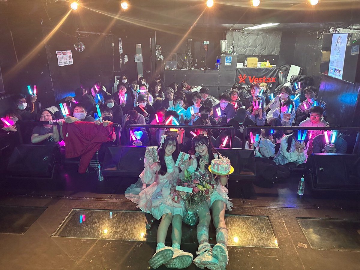 twilightcolon's tweet photo. 2023.12.30
@ 新宿Cat's hole
꒰ঌ陽向凜卒業-Last Live-໒꒱ https://t.co/kUfKYaCu7n
