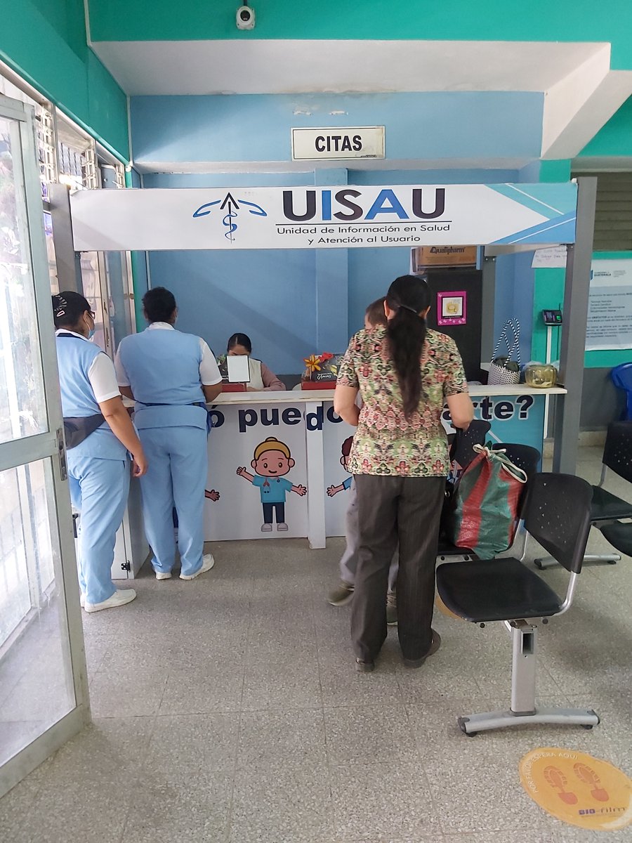 MinSaludGuate's tweet photo. El #MSPAS continúa con el fortalecimiento de la atención a la población guatemalteca en servicios de salud, prueba de ello es la implementación de las Unidades de Información en Salud y Atención al Usuario - #UISAU - en los 48 hospitales de la red nacional. 🏥💯 https://t.co/PuFhw3Bje1