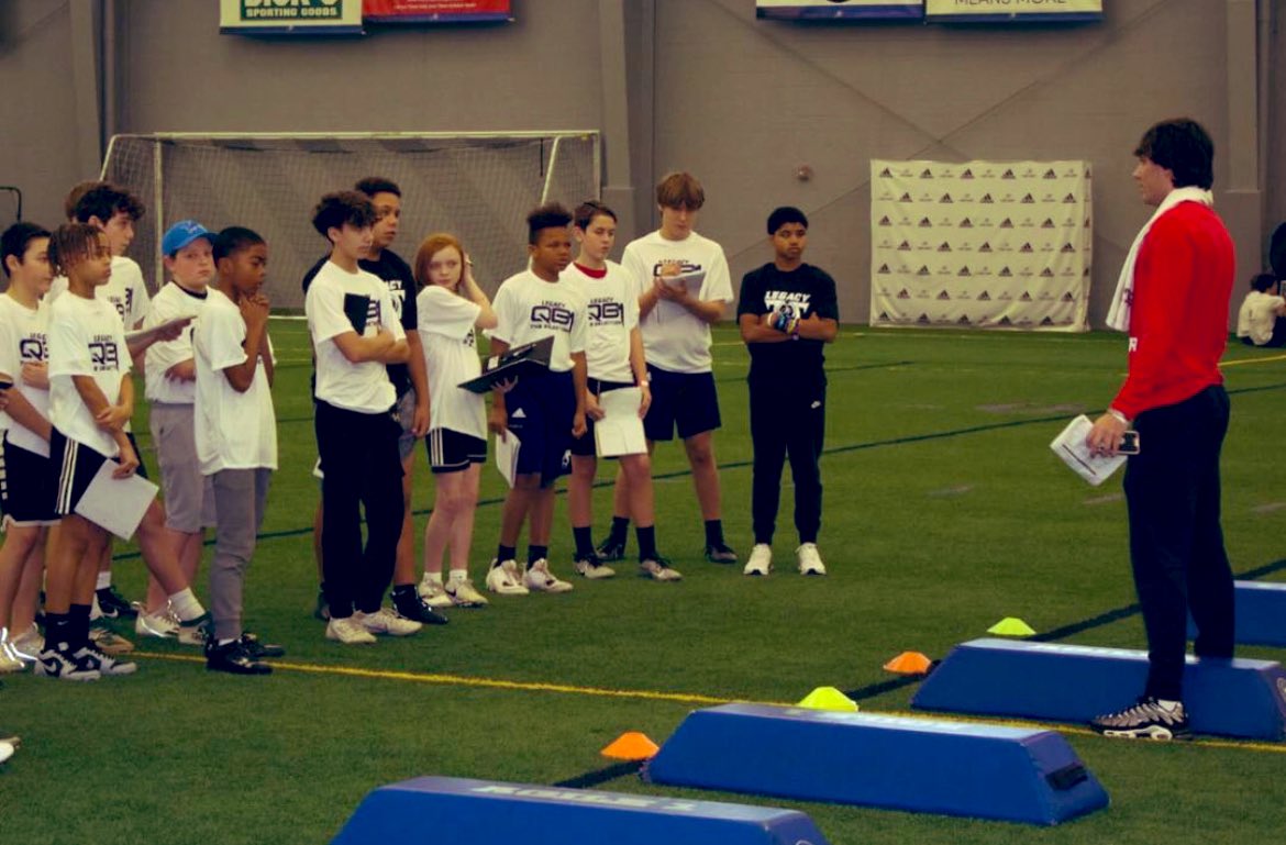 CoachPriorCU's tweet photo. Talking BALL! Thankful for the opportunity this week.. Blessed! ⚔️
@LegacyMI_FBall https://t.co/TuegdXTemk