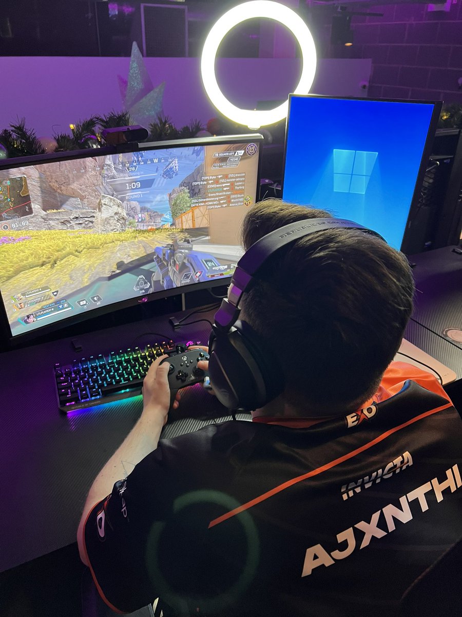 ElementX_gg's tweet image. Jerseys and mousepads 🥵