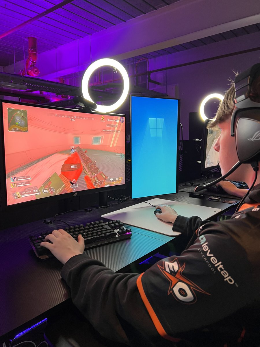 ElementX_gg's tweet image. Jerseys and mousepads 🥵