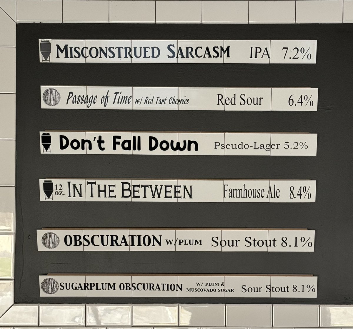 It’s your last chance in 2023 to enjoy some barrel aged sours at RPBC. All of our sours are avail in 500 ml bottles to go. All beers on tap are also avail for growler (32 or 64 oz) fills. We will be closed Dec 31st
#randomprecisionbrewing #ohiocraftbeer #sourbeer #barrelagedbeer