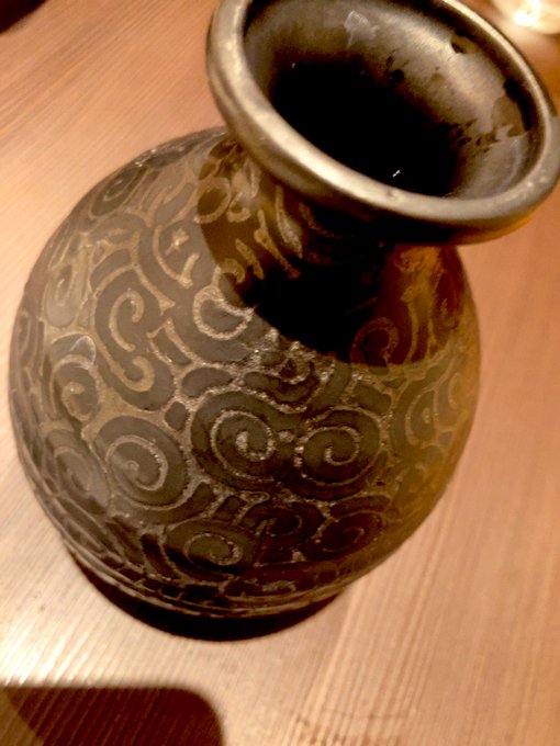 悪魔の実っぽい徳利大晦日おめでとうございます。 