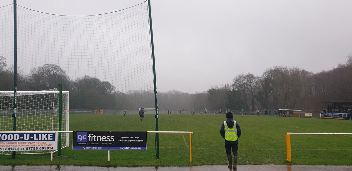 𝗔𝗿𝗱𝗮𝗹 𝗡𝗘

1 game survived the weather in the #ArdalNE. huge credit to the ground staff <a href="/penycaefc1/">Penycae FC</a> to ensure todays Wrexham Derby with <a href="/RhosAelwydFC/">CPD Rhos Aelwyd FC</a> went ahead

It was the home side that continue their great form, now 5 unbeaten following a 3-1  win at a very wet Riverside