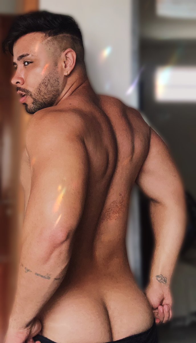 MayconDemetrio's tweet photo. Voltei …..
#bumbum #sunga #brasil #gay https://t.co/muPGP7jBaB