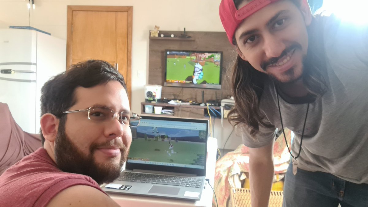 Aquela social real no <a href="/decentraland/">Decentraland</a> com os amigos. Unindo <a href="/LucasLeandro071/">L. L</a> da argentina e <a href="/Vinix127/">vinix127</a> do Brasil.
A melhor comunidade já criada no #metaverso <a href="/Decentralovers/">DECENTRALOVERS</a> 😁🇧🇷