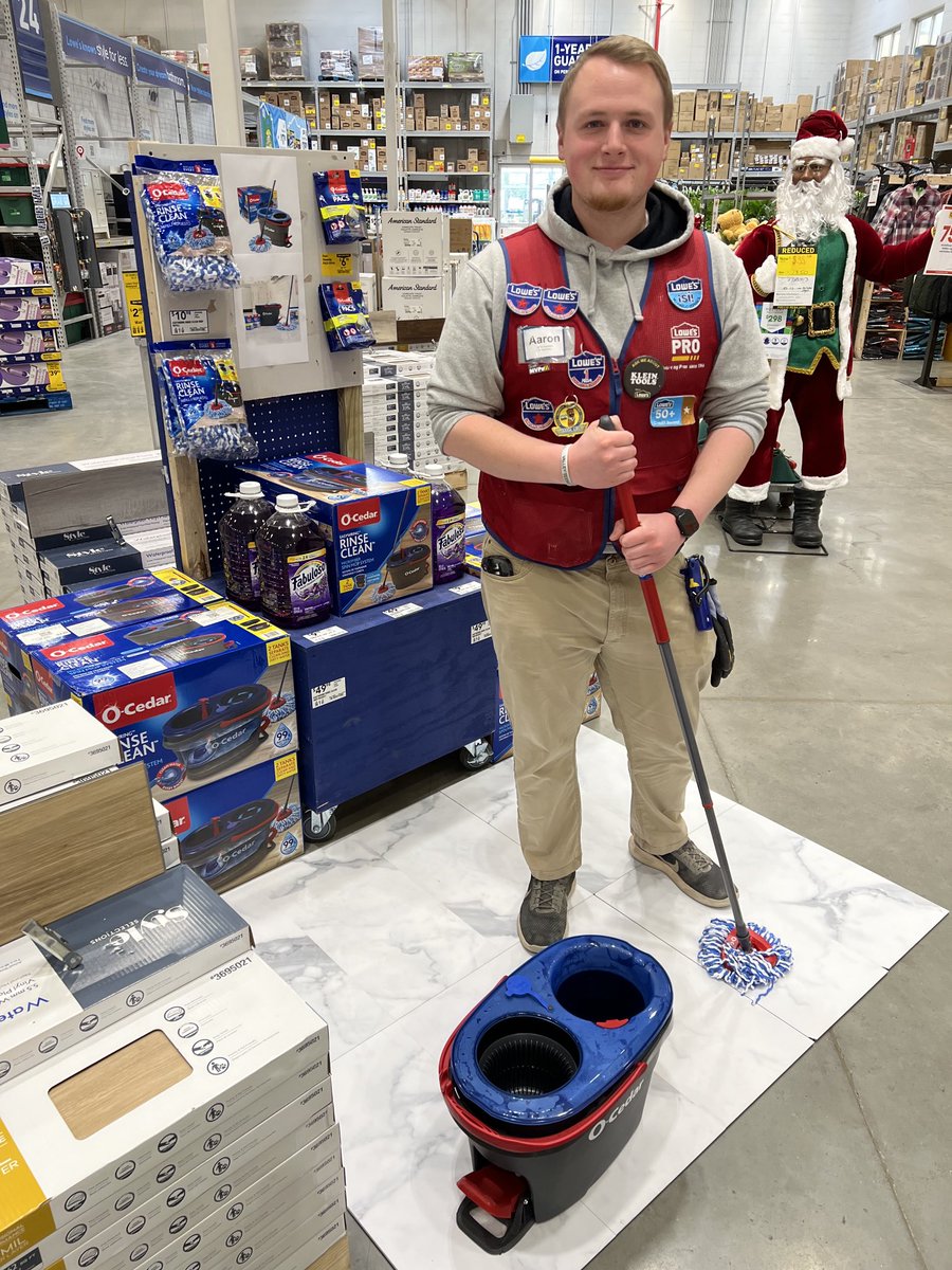 Look at Aaron showing how awesome the O-Cedar RinseClean Spin Mop is.  Great job Aaron! <a href="/JamesW_2009/">James</a> <a href="/MCharlton2674/">Marcus Charlton</a> <a href="/tinamcamp777/">Tina Campbell</a>  <a href="/BrianTe58414379/">Brian Terry</a> @som2to <a href="/BenitoKomadina/">Benito.Komadina@Lowes</a> <a href="/Salem2939/">salem.</a> #R1demos