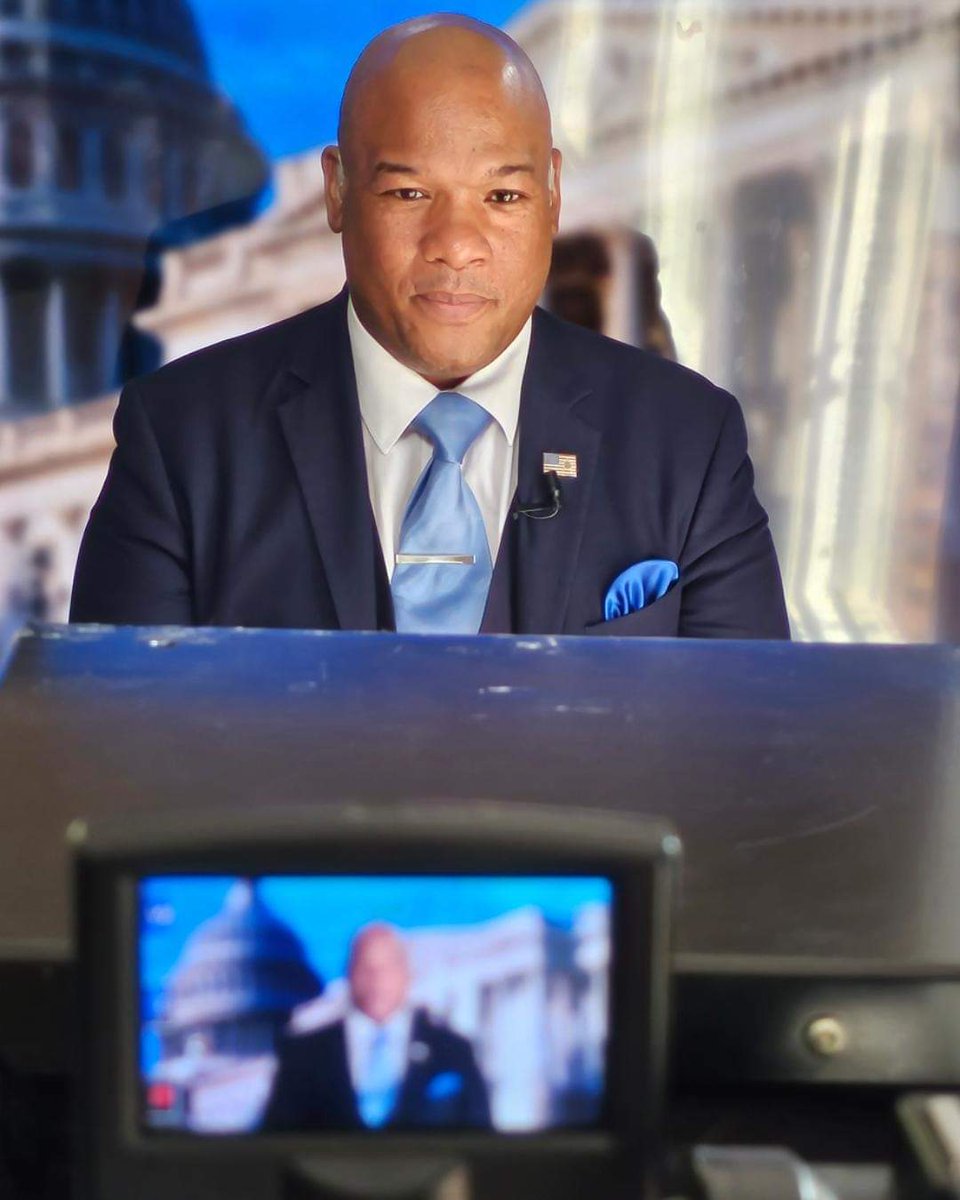pastormarkburns's tweet photo. The Lord has established His throne in the heavens, And His sovereignty rules over all. #MasterJesus #SlaveToTheCross #ChildOfAKing #HeavenOnEarth #HisWill #RulerOfMyLife #Faith https://t.co/P86tpsrt0T