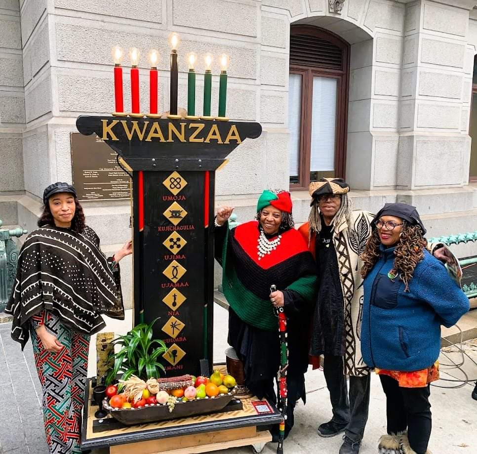 Our own Zumbi Soweto, artist-in-residence at Paul Robeson House & Museum in Philadelphia, was among the artists who created the nearly 11-foot kinara that stands outside Philadelphia City Hall. It was Philadelphia’s first official kinara. #paulrobesonhouse