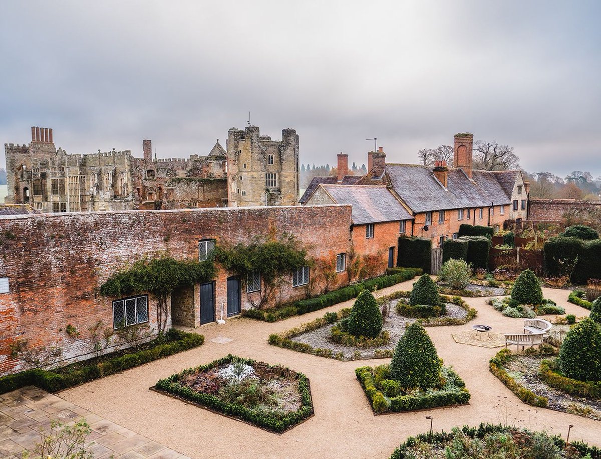 Cowdray Estate tweet media