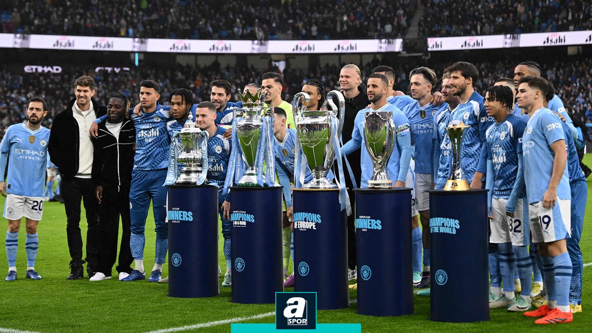 📸 Manchester City, kazandığı 5 kupa ile rakiplerine nispet yaptı. 🏆

📌 FIFA Kulüpler Dünya Kupası
📌 Şampiyonlar Ligi
📌 Süper Kupa
📌 Premier Lig
📌 FA Cup