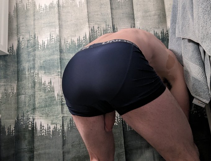 Oops, I dropped something https://t.co/XDE8VCkZAf<a href="/tag/straight"class="tags"><span>#straight</span></a><a href="/tag/bigdick"class="tags"><span>#bigdick</span></a>