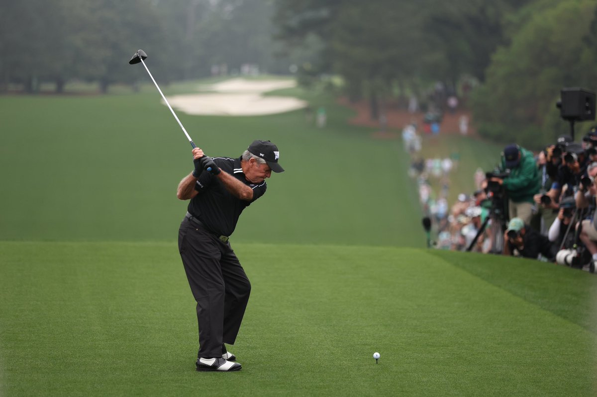 garyplayer's tweet photo. 100 days away from Masters Week. I will see you on the 1st tee. GP https://t.co/DmzTEA5k85