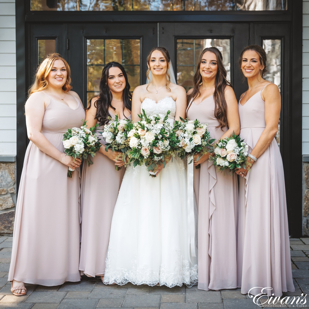 Behind every stunning bride is a squad of supportive bridesmaids, and Eivans Photo and Video is there to capture the heartfelt moments that make your day truly unforgettable📸✨ 
.
.
.
#wedding #bride #weddingphotograph #eivansphotography #NewarkPhotography #NewJerseyPhotography