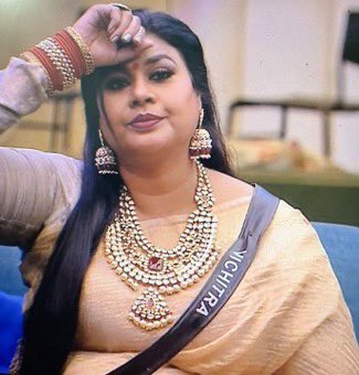 saravanvelu2's tweet photo. The biggest elite Bully in this house🤬💯

Ivanga mattum mathavangala kevalama pesuvanga 

But nobody should question her cos she is mother Teresa 😏🙄

 #biggbosstamil7 https://t.co/NBJlD2zhg4