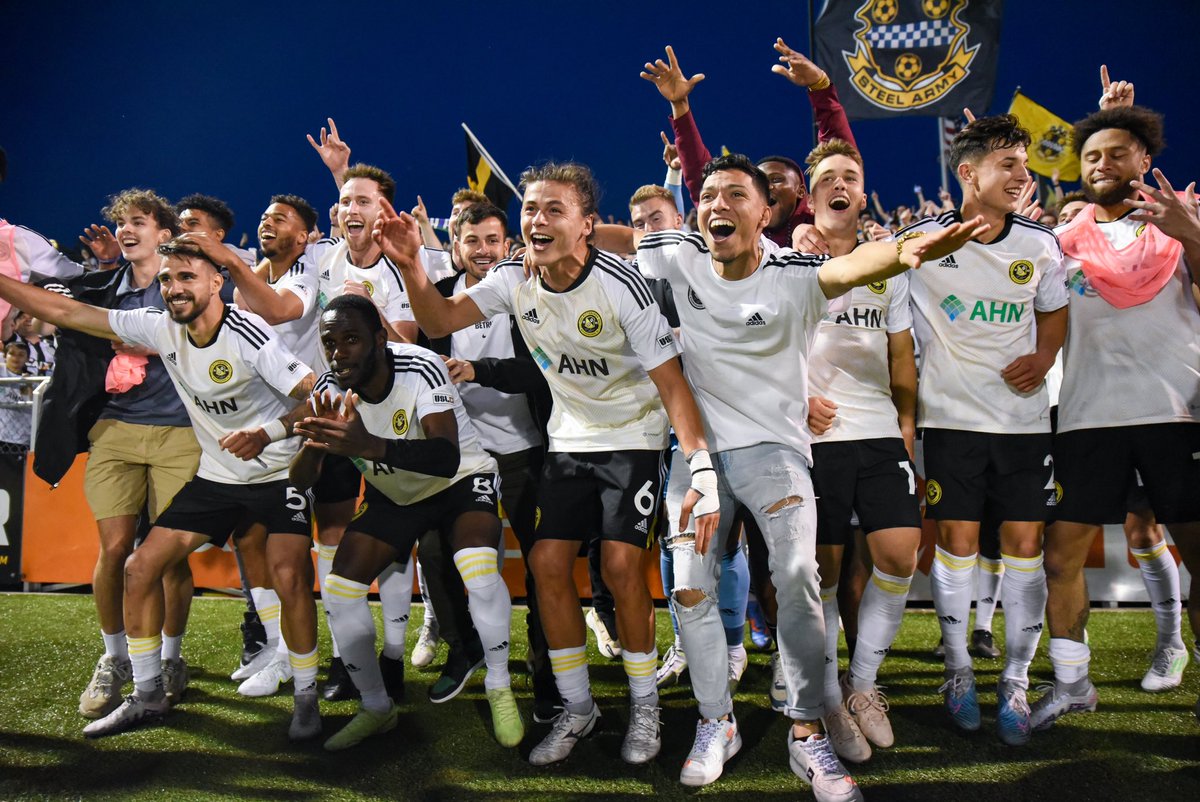 RiverhoundsSC's tweet photo. And for our number 1️⃣ moment of 2023…

Hounds defeat MLS side Columbus Crew in the U.S. Open Cup in front of a home sellout crowd of 6,107 🌟

✍️ https://t.co/njxBKB5hu8
#HOUNDTAHN https://t.co/Akklhj9IWr