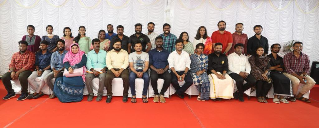 FloranjayarajM's tweet photo. Thank you @Udhaystalin sir for honouring volunteers who volunteered during the Chennai floods..!

Such a great gesture..!! https://t.co/w0ICJNJEUZ