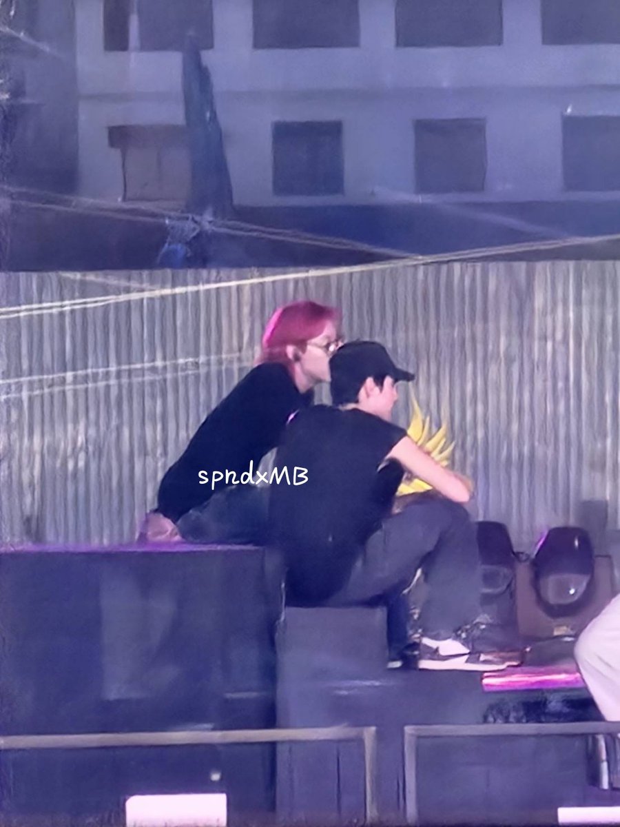 spnda_MB42's tweet image. ร้องไห้😭😭😭😭😭😭

#MarkBam