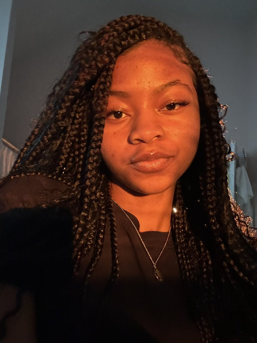 thealienstarr's tweet photo. 5⭐️. https://t.co/fmQrYOwYcb