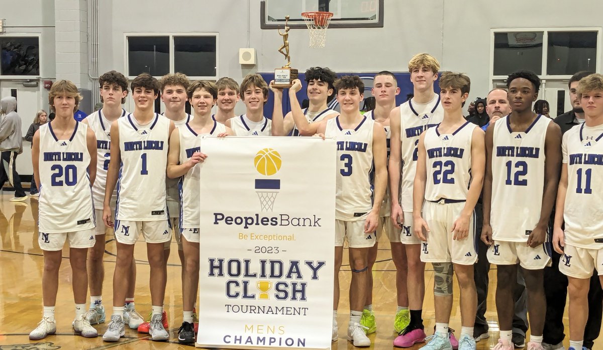 Michael63518382's tweet photo. 2023 Peoples Bank Holiday Clash champions: the North Lincoln Knights. N. Lincoln knocked previously unbeaten Ashbrook 72-64 in the title game. https://t.co/nDBMwZwwmE