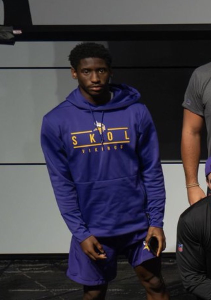 GCBee7's tweet image. jordan addison being an npc
(a thread)