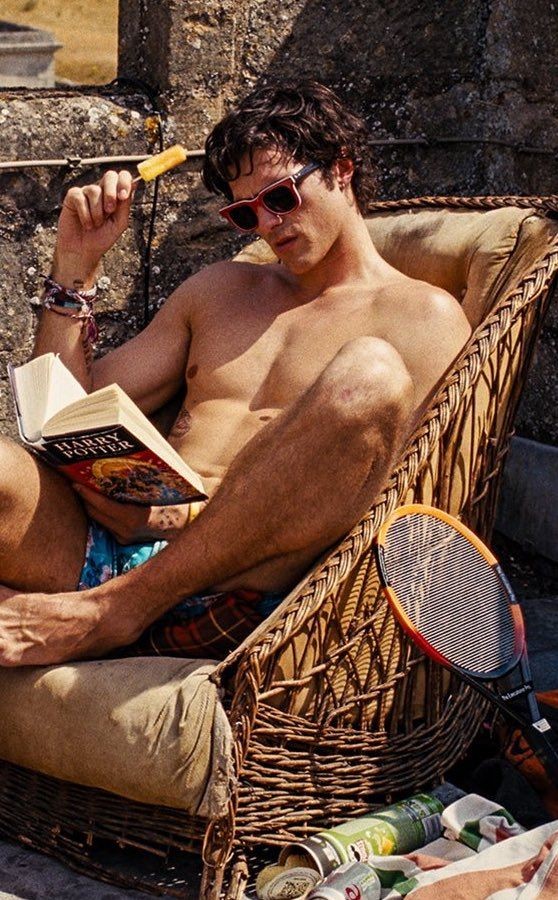 i cannot believe they had him sitting all cunty like that just to be reading fucking harry potter like ?