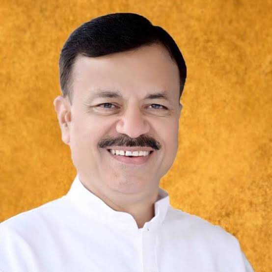 ravindr41824848's tweet photo. उदय प्रताप सिंह जी को शिक्षा मंत्री बनाये जाने पर उनको बहुत बहुत शुभकामनाऐ 
@DrMohanYadav51 
श्रीमान जी से हमारा एक ही निवेदन है कि हमारी प्राथमिक शिक्षक भर्ती 2020 की भर्ती बहुत लंबे समय से अधूरी है और हमारी पद वृद्धि की मांग बहुत दिनों से जारी है पद वृद्धि करो 🙏 @udaypratapmp https://t.co/H85ahwZ3Gp