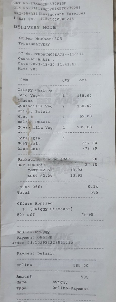 yad700's tweet photo. @tacobellindia ordered something got something . Pathetic service . 4 out 5 items not recvd,  2 items not ordered received . Infiniti mall , Malad west , Mumbai outlet is the worst . @tacobell @Swiggy @ https://t.co/3ZbOQwh6iz