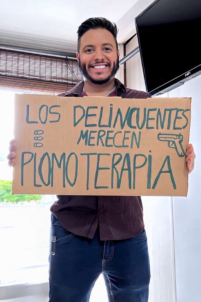 eduardomenoni's tweet photo. Levanta tu mano ✋🏼 si estás de acuerdo. https://t.co/tqvwYBCGDN