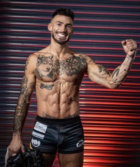 FitFamousMales's tweet photo. 46: Jake Quickenden #FFMCountdown https://t.co/kk67shlvSl