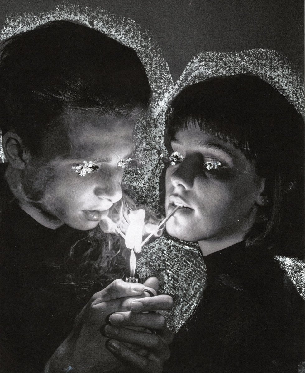 𝔭𝔥𝔬𝔢𝔫𝔦𝔵 (@bb_137) on Twitter photo 