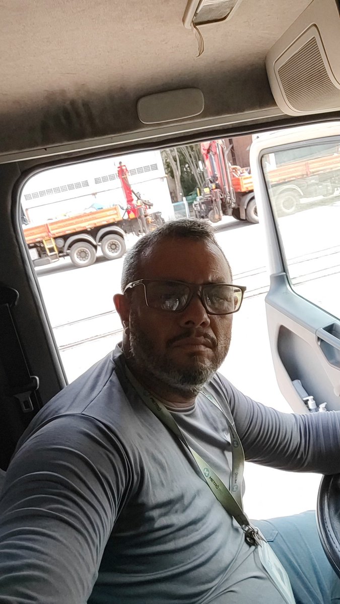 Nós trabalhos