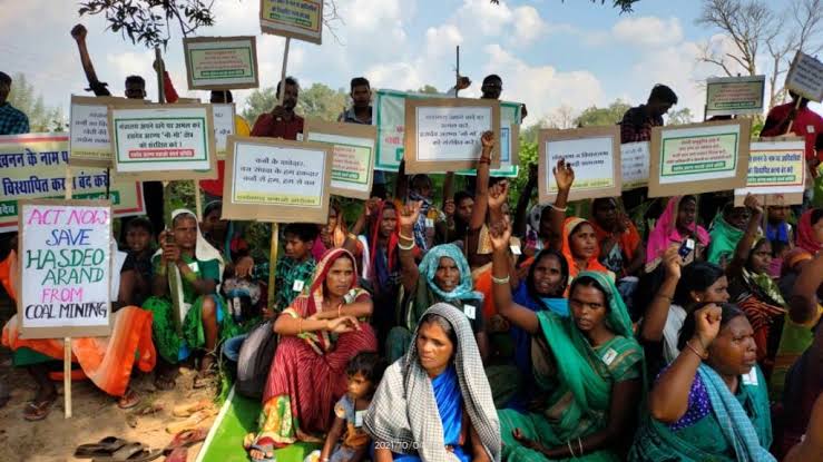 RamChouhan1999's tweet photo. #saveforest_savelife
*हमारा अस्तित्व अस्मिता जल जंगल जमीन पर टिका है इसे संरक्षित करना हमारी नैतिक जिम्मेदारी है। यह हमारे जीवन की दिशा और दशा सुनिश्चित करती है  
 🌳हसदेव बचाओ जीवन बचाओ🌳
#savehasdeoforest #savetree #hasdeo_forest #hasdeoforest #savenature #wildlife #savefutaure https://t.co/SQDBvQTzCc