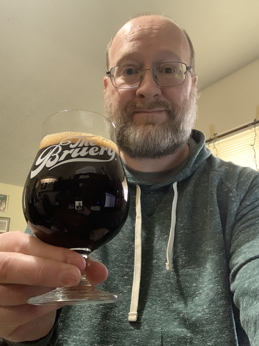 RealBMaxwell's tweet photo. Starting #stouturday with @TheBruery Demon Water aged in @CraftNewport Thomas Tew rum barrels 😃💪🍻👍 #craftbeer @BenschopElroy @impopsy @Kubrickx @PaulOBrien10 @CorkBeer @IRLWhiskeyStout @JonMontag @WaltonTiger @AtomicPigeon32 @decoreape7 @ASFreed @BeerSnobSean @qblacklock https://t.co/DRItbsvuQi