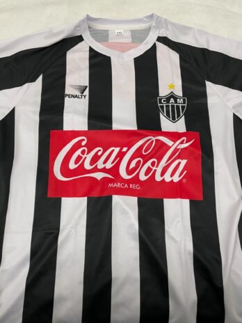 RetroFutbolNet's tweet photo. Camisetas clássicas do Atlético Mineiro dos anos 1981 e 1991, já disponíveis na loja online https://t.co/UJIt3L0cJH 

RT e envie-nos um DM para ganhar um cupom de 10% de desconto https://t.co/xAHlNWHGi0